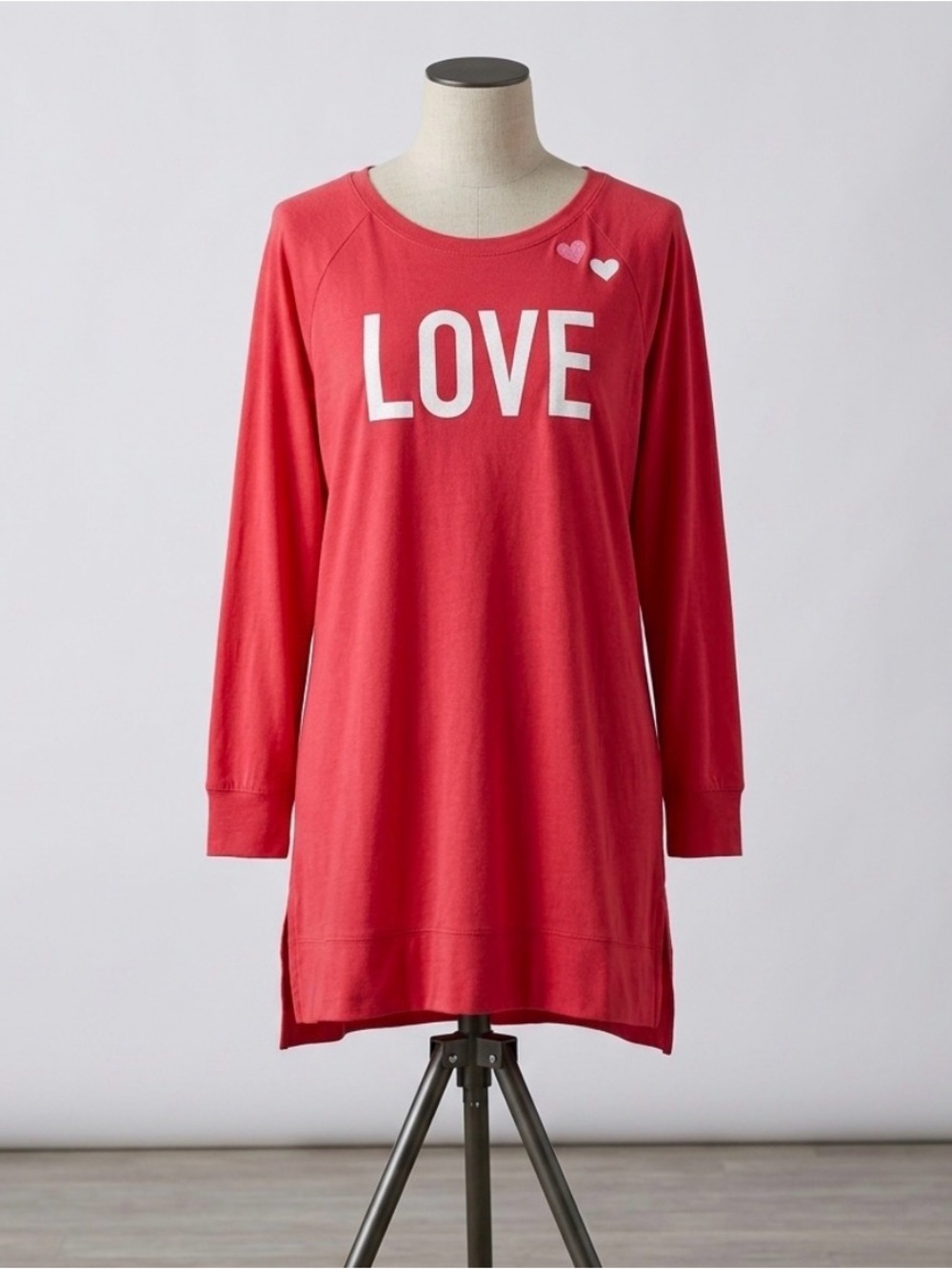 Victorias Secret Cozy LOVE Graphic Long-Sleeve Sleep Tunic - Red